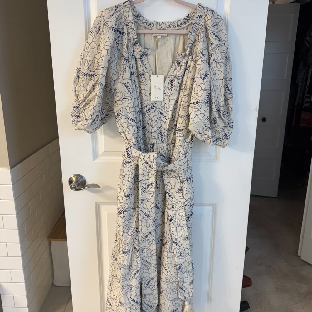 Mille Elegant Floral Midi Dress - Picture 2 of 7